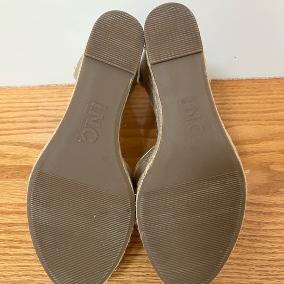 New worn legit a few hours.. these do not fit me. - Picture 2 of 2